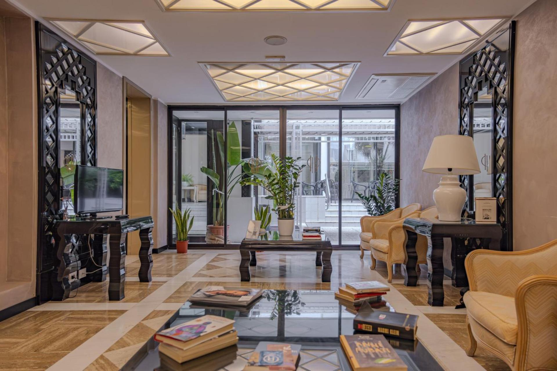 Hotel President - Vintage Hotel In Centro Riccione Eksteriør billede