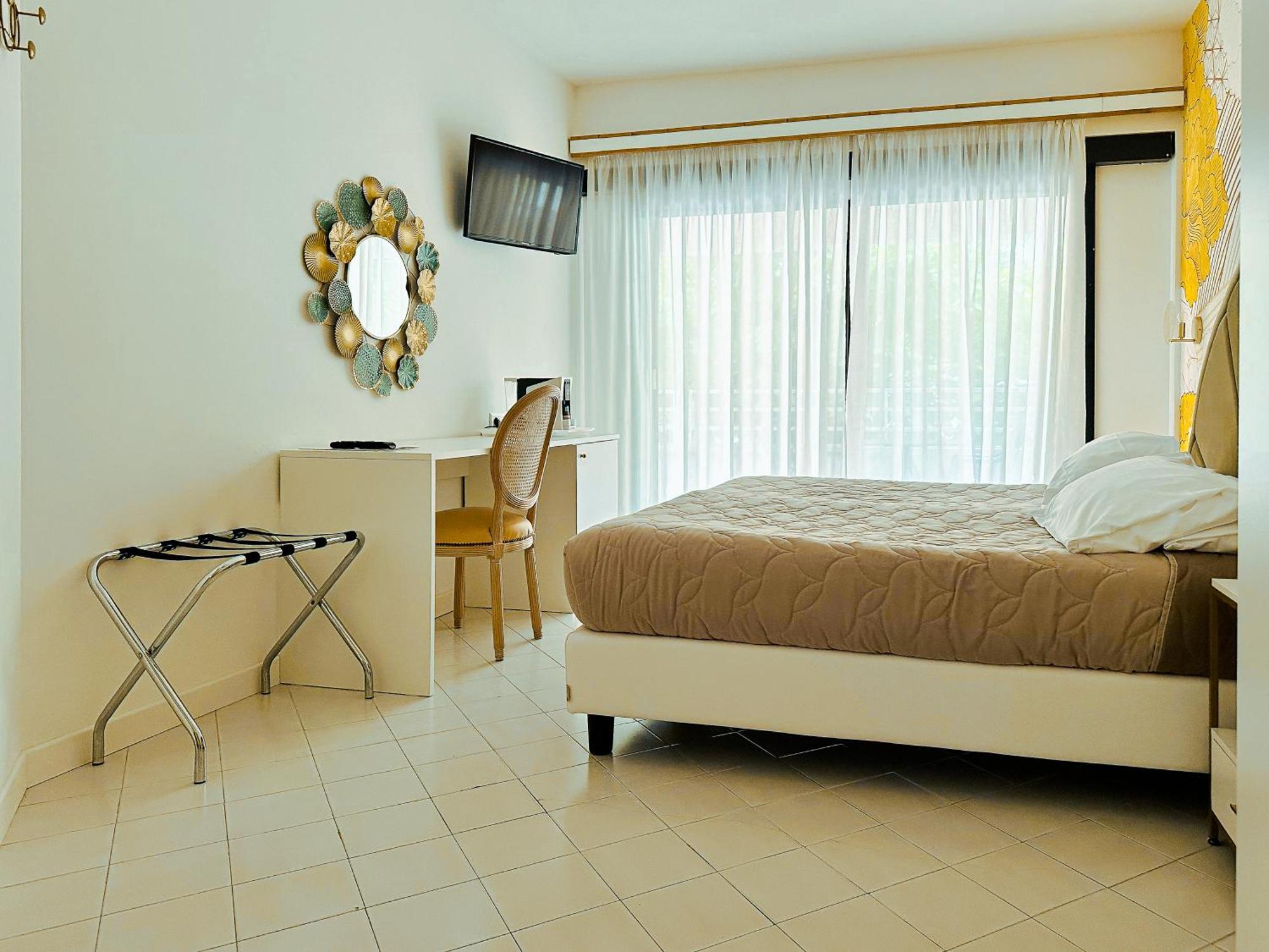 Hotel President - Vintage Hotel In Centro Riccione Eksteriør billede